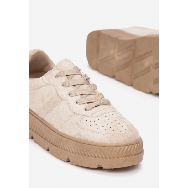 8377-42-beige (2) Beżowe sneakersy damskie na platformie VICES